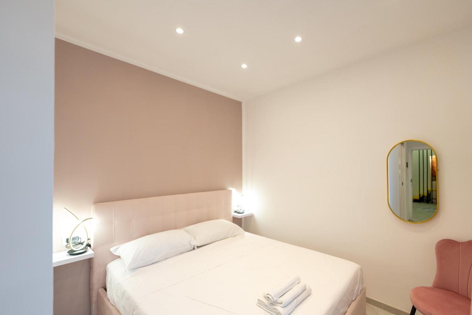 Suites Gaudioso Napoli Center Esterno foto