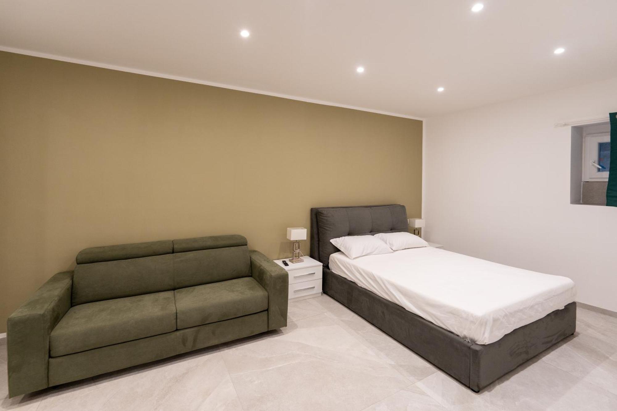 Suites Gaudioso Napoli Center Esterno foto