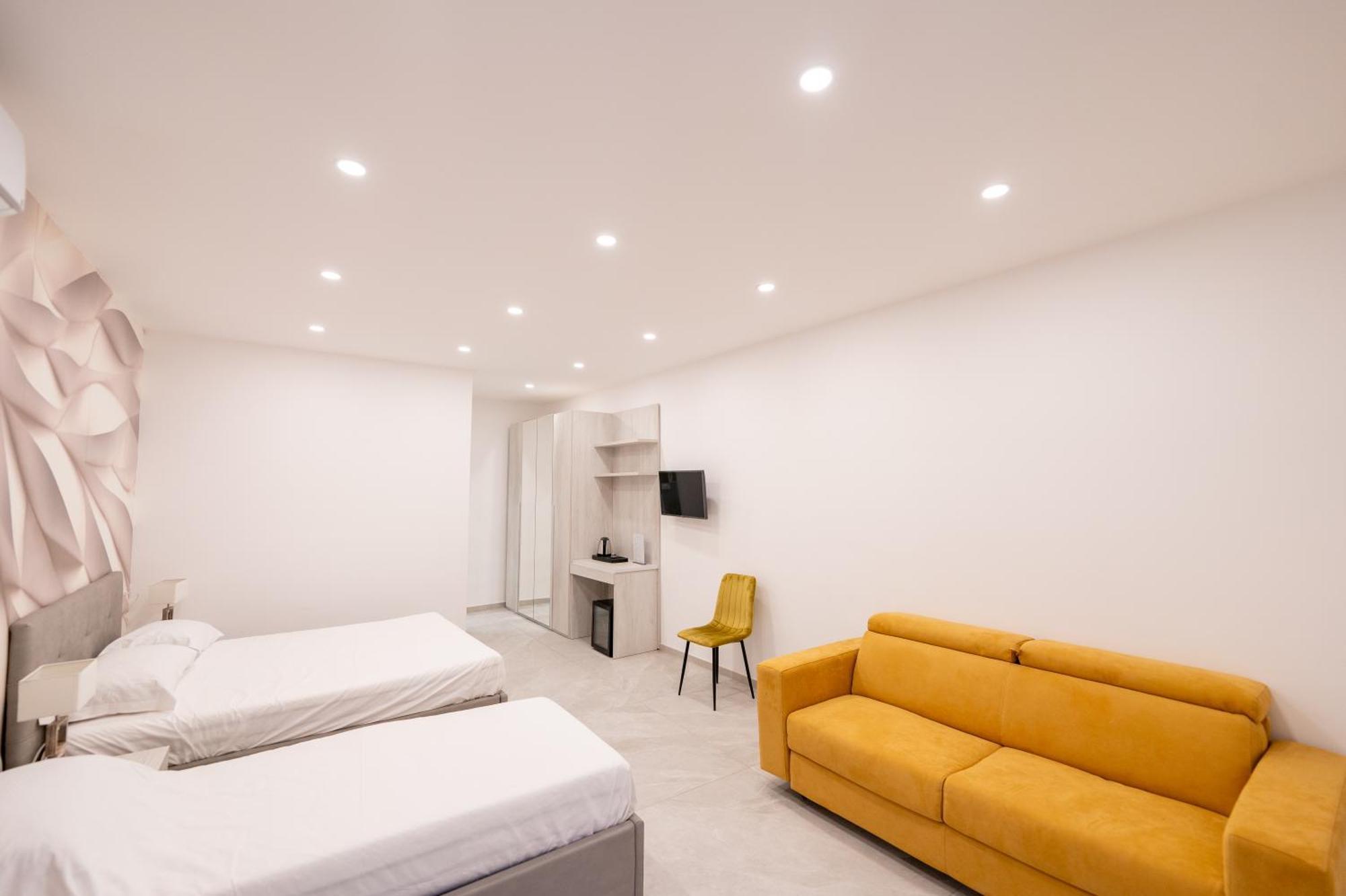 Suites Gaudioso Napoli Center Esterno foto